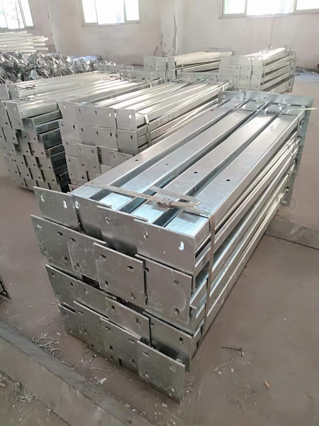 1758415760721864.jpg 41f1c5c42f92008586f239fe1fc39adf.jpg